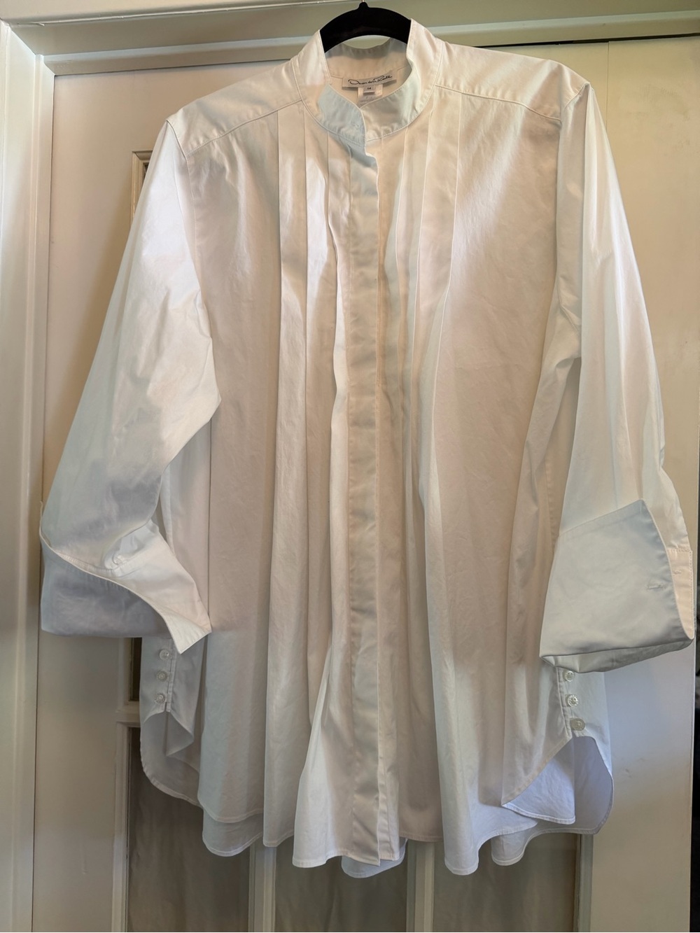 VINTAGE Oscar de la Renta White Buttoned Shirt Size 14 Womens French Cuff Blouse